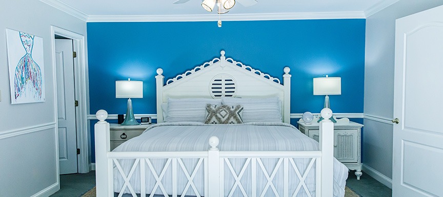 Same Shade Contrast wall paint design